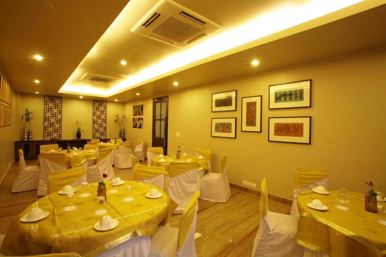 ​Justa Gurgaon Hotel Exterior photo